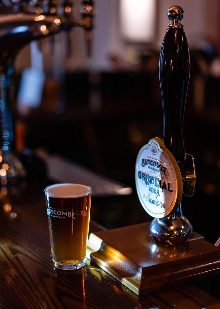 White Hart Inn 웰스 외부 사진