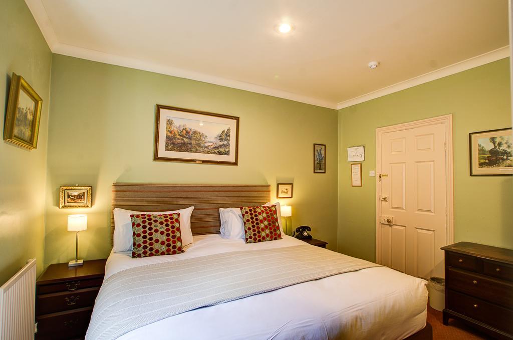 White Hart Inn 웰스 외부 사진