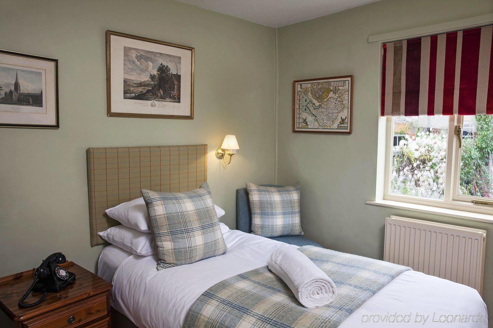 White Hart Inn 웰스 외부 사진
