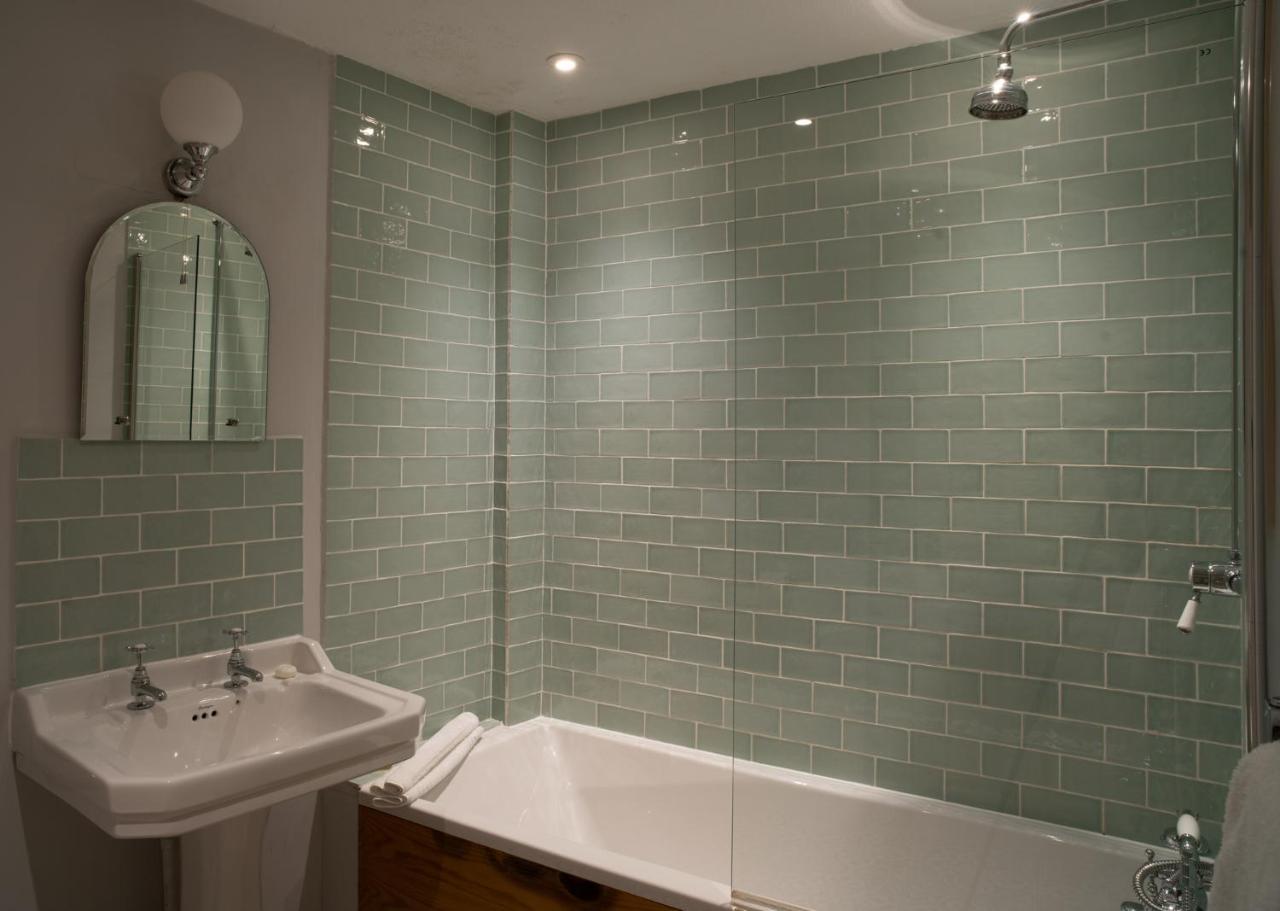 White Hart Inn 웰스 외부 사진