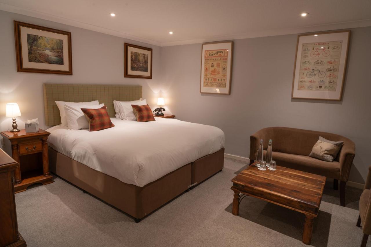 White Hart Inn 웰스 외부 사진