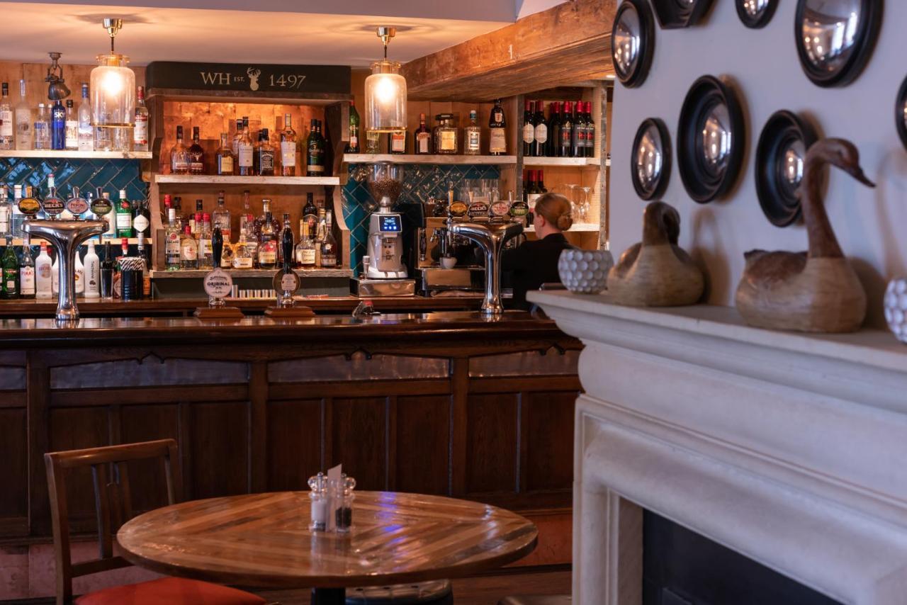 White Hart Inn 웰스 외부 사진